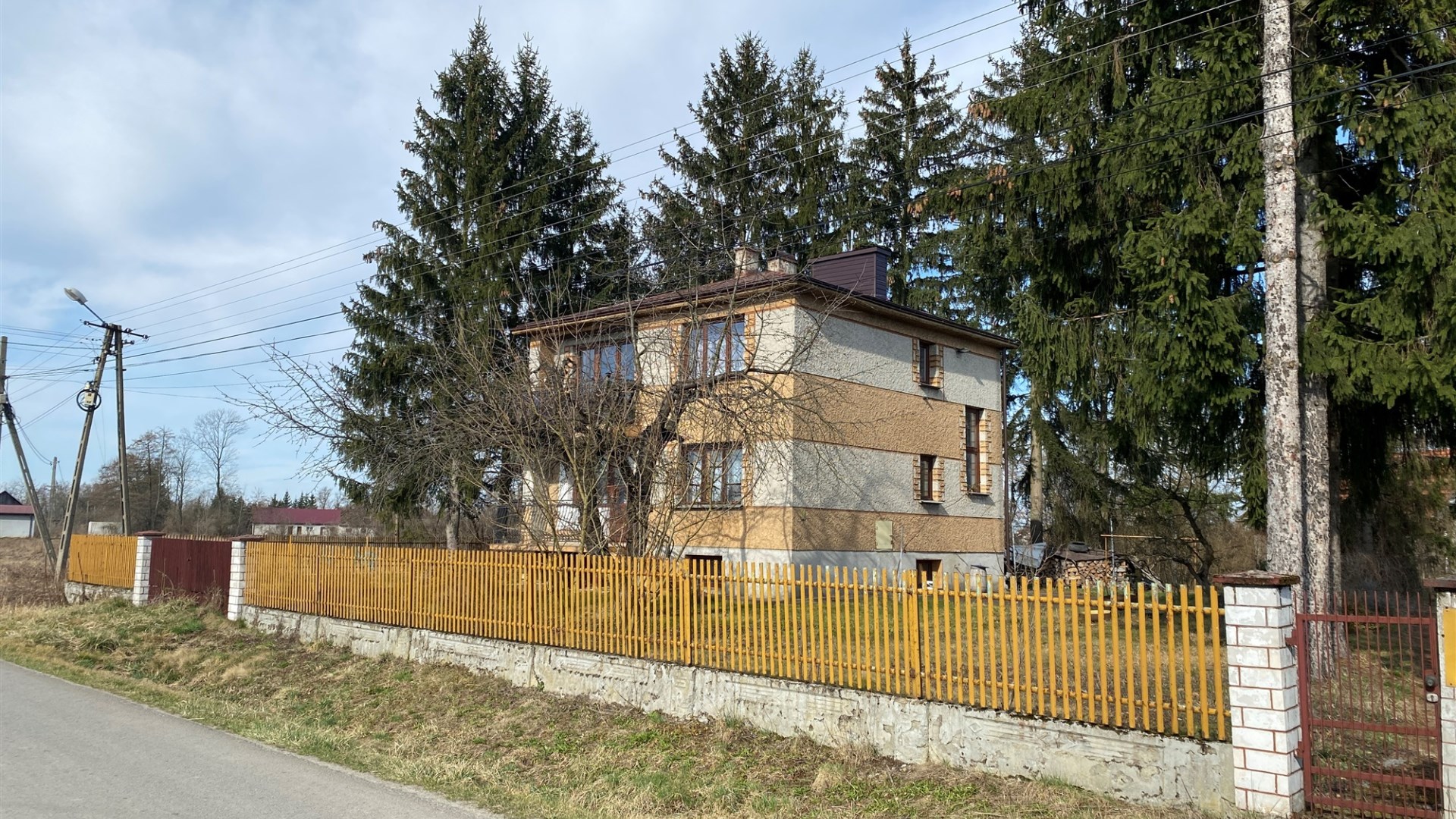 Dom na sprzedaż