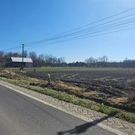 Działka na sprzedaż