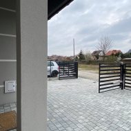 Dom na sprzedaż