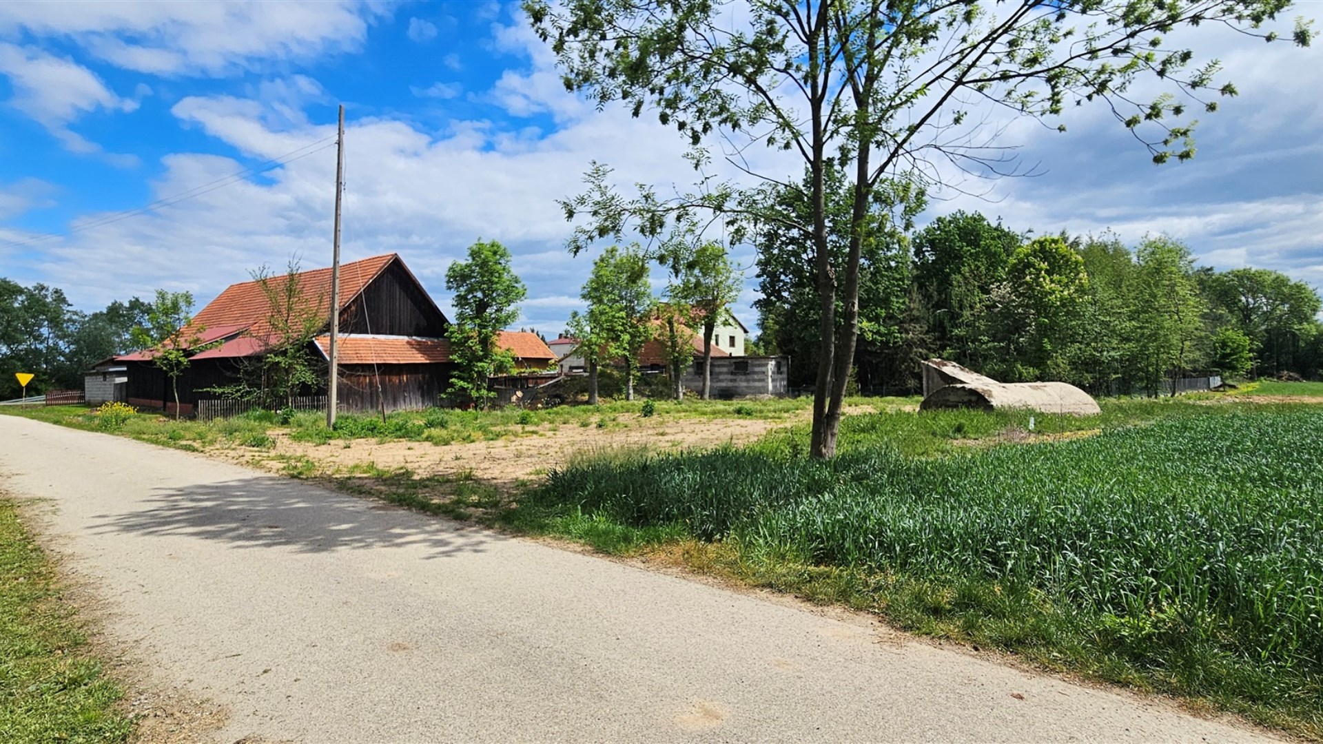 Działka na sprzedaż