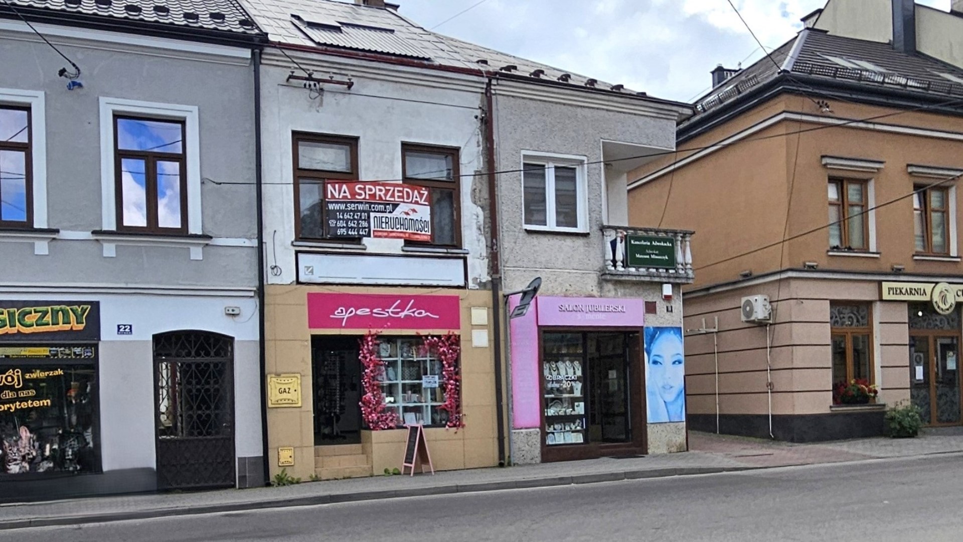 Lokal na sprzedaż