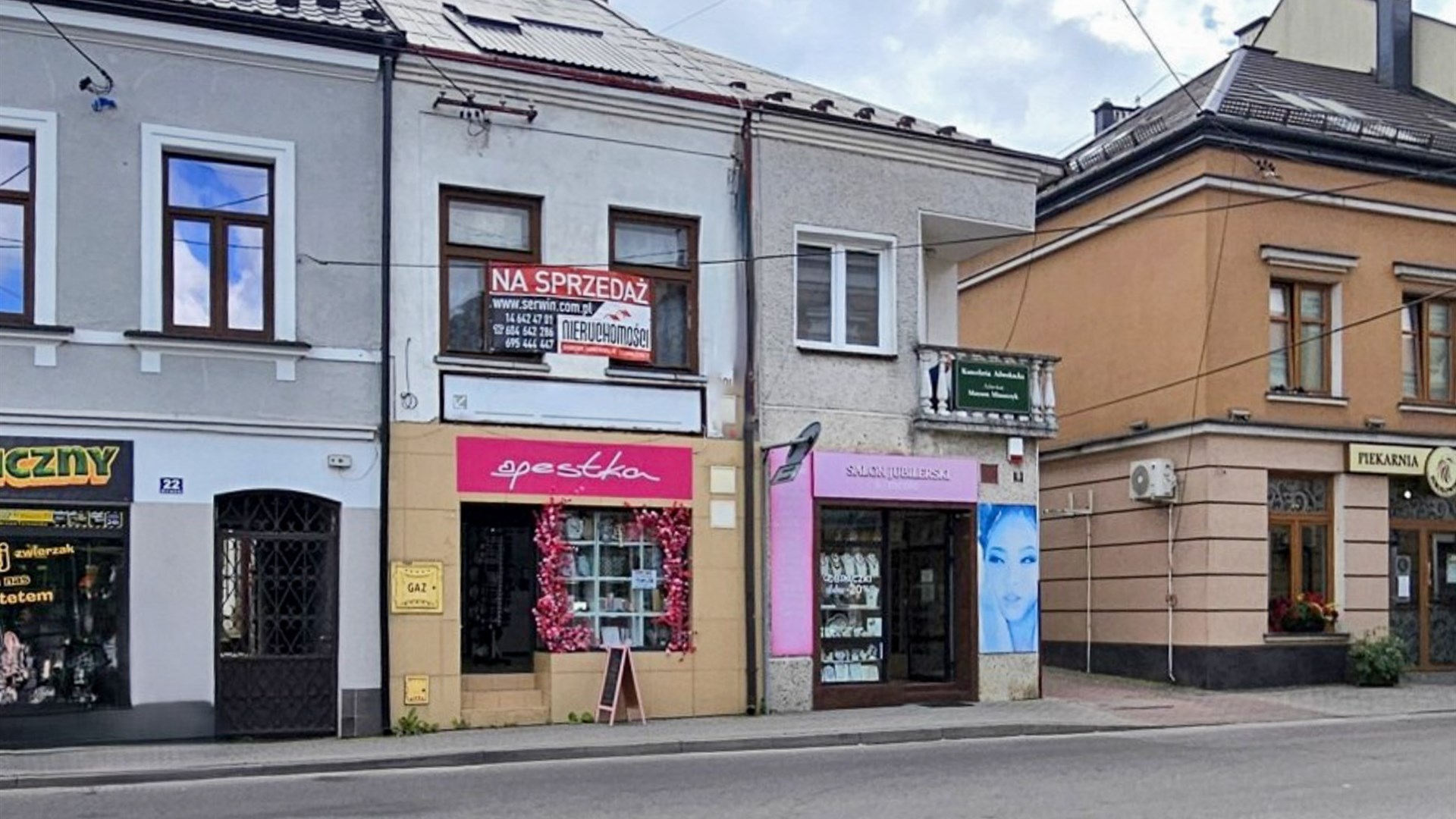 Dom na sprzedaż