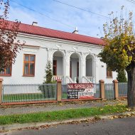Dom na sprzedaż