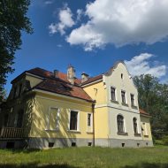 Dom na sprzedaż