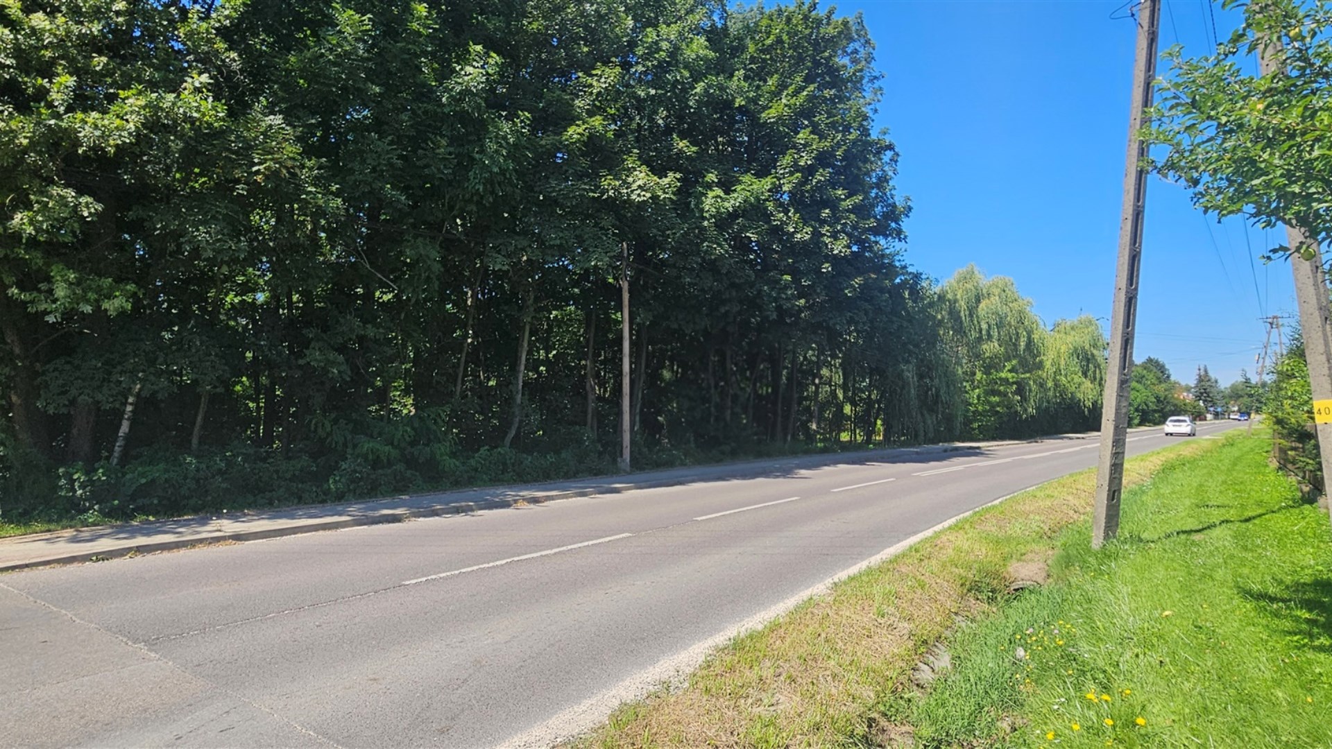 Działka na sprzedaż